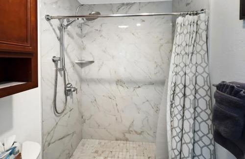 Cozy & Peaceful Sedona Condo with Pool, walk to Restaurants, Shops & Hiking Nearby - Foto 11