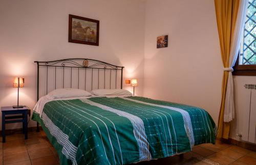 HOST4U - BORGATA VALLONE Apartments with Stunning Garden and Parking - Foto 31