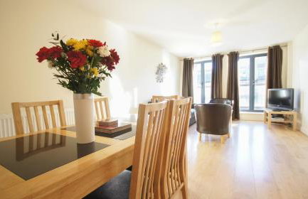 Crompton Court Apartments - Foto 69