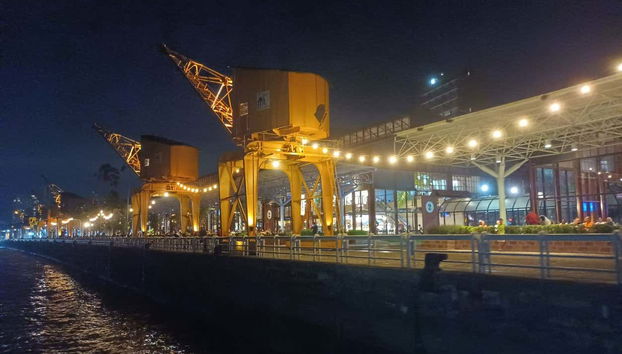 Estação das Docas at night