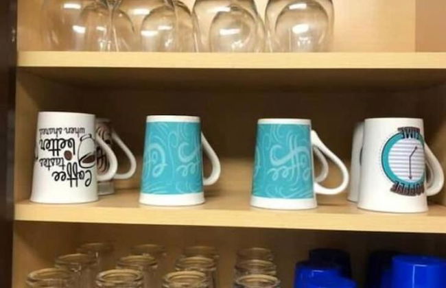 6149 Sandcrest · Next TO Universal. 8 Beds. Pool. Very Clean - Photo 32