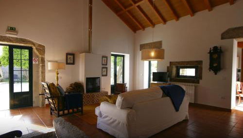 Beautiful house and garden at Serra da Estrela, perfect for groups and families - Foto 2