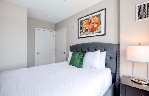 Luxury Apt with Balcony In Seaport - Foto 27