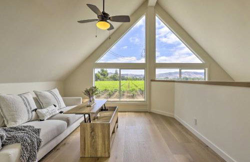 Luxe Wine Country Getaway with Vineyard Views - Foto 12