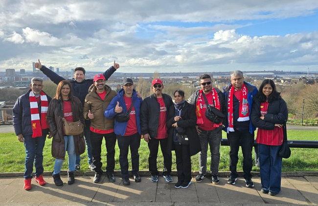 Excursión a la costa de Liverpool : Estadio de Anfield, Mural LFC,City tour - Foto 2
