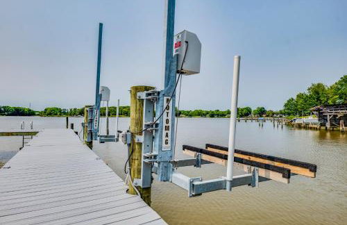 River Refresh - Waterfront with Spa on Placid Bay Luxury Vacation Rental by B Michaels Escapes - Foto 8