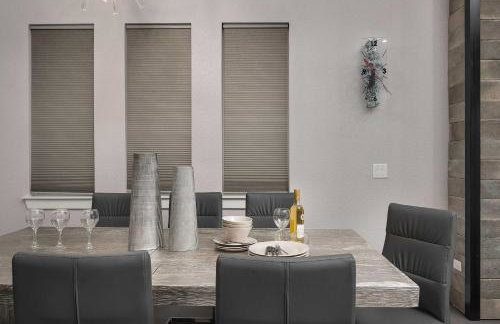 Luxury 6BR Villa w Pool & Cinema 4mi to Disney - Foto 26