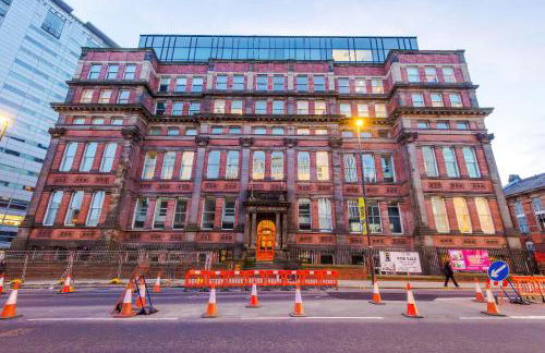 Stylish 2-Bed Apartment - Prime Leeds City Centre - Foto 40