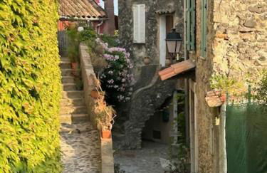 Biot - Place des Arcades - Foto 21