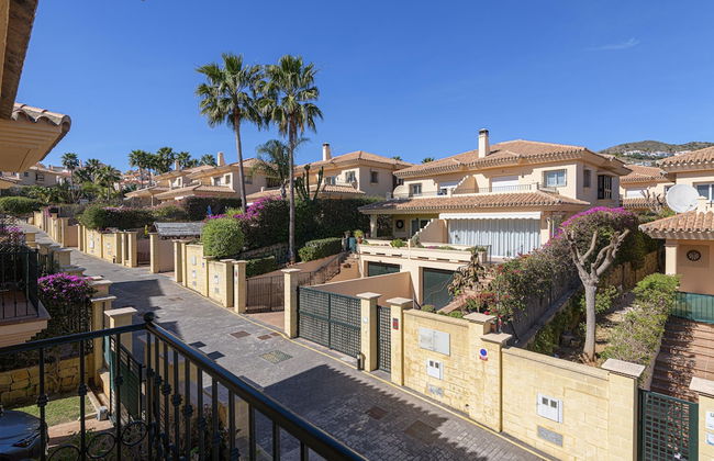 Villa Riviera in Urbanizaci n Riviera Sol - Photo 29