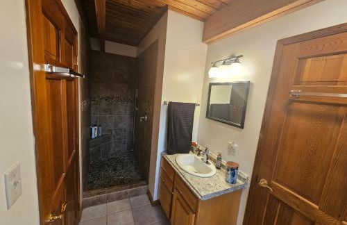 Bear Mountain Lodge. 560 Acre Wooded Estate. - Foto 59