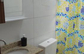 Linda casa de praia sobre as ondas - casa em condomínio com 1 vaga de garagem - Foto 10