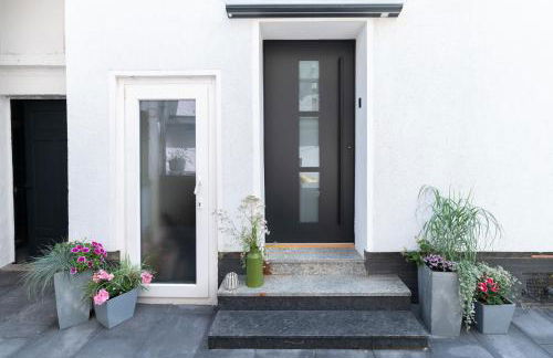 HOUSE 756 MAINZ - DESIGN-FERIENHAUS, 4 Schlafzimmer, 3 Bäder, SAUNA & Kamin - Foto 44