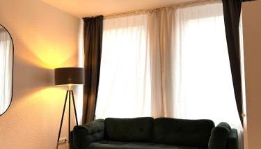 93qm-4 Rooms-WiFi-City Centre - Foto 3