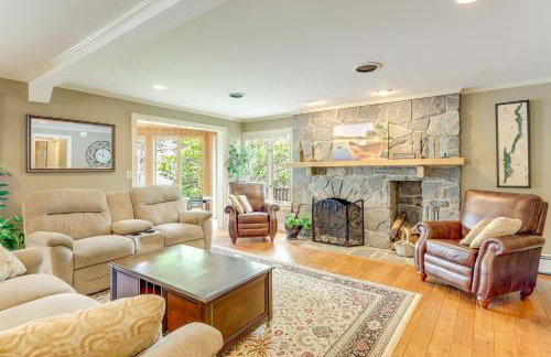 1 Mi to Village Waterfront Oasis in Lake George! - Foto 4