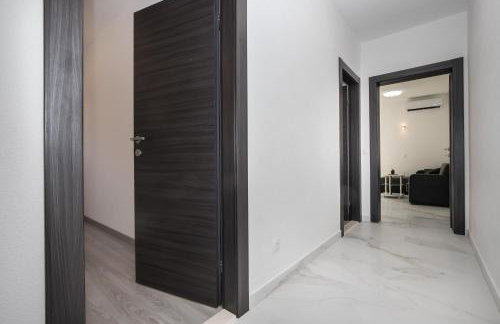 Apartments BlueView - Photo 18