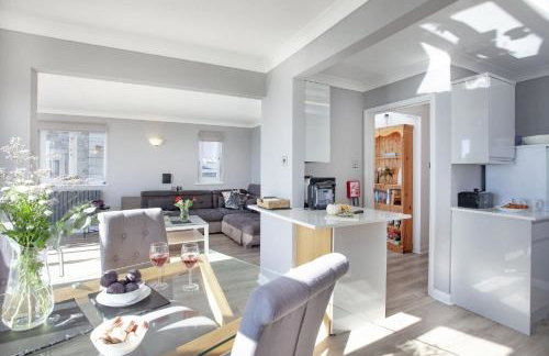 Atlantic View, Penzance - Photo 9