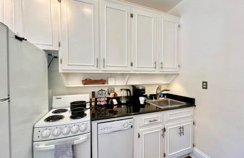 HEART of Old Town Historic 1BR 99 Walk Score - Foto 12