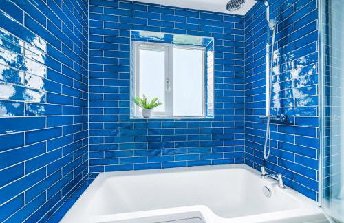 3BR Home with Garden & Free Parking - Foto 36