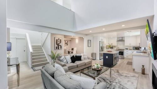 601-Lavish Family Home w AC & Patio near Meta & Stanford - Foto 3