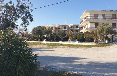 Kariani Beach Apartment - Foto 18