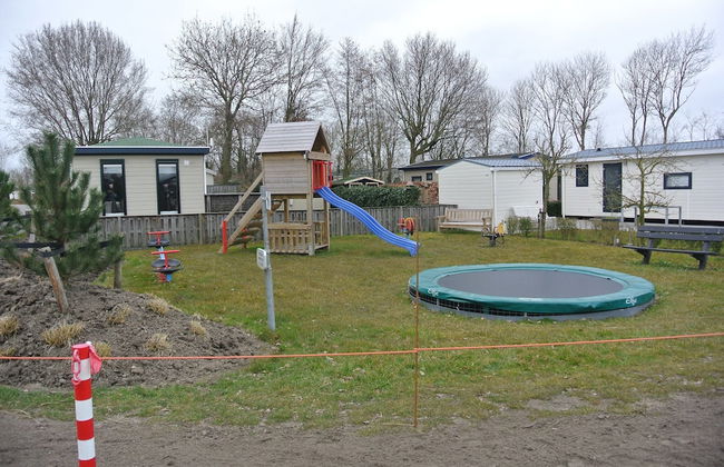 Charming Chalet in Goedereede With Open Area - Foto 10