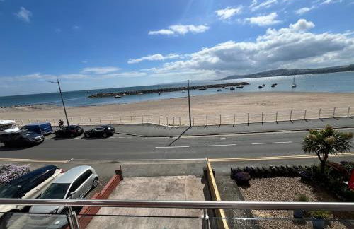 Stunning Sea View Apartment With Balcony & Parking - Foto 7