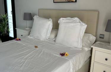 Fabuloso y amplio Duplex en Urb Jardines de Sotogrande - Foto 43