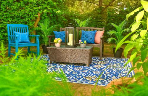 Enchanting Gated Hollywood Hills Oasis with Tranquil Treet-Top Views, Outdoor Living Room and Patios, Magical Zen Garden, Plus Bonus Romantic Guest House and Free Garage in LA's Most Desirable Central Serene Area, Sleeps 8-10 - Foto 30