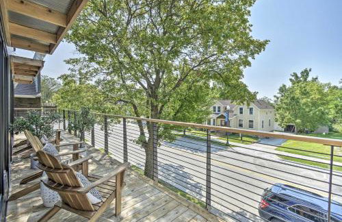 Modern Townhome with Deck - half Mi to Elkhart Lake! - Foto 27