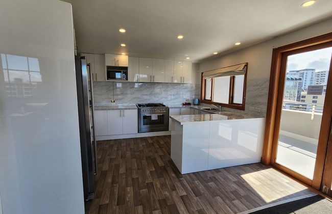 U Suites on Courtenay - Photo 54