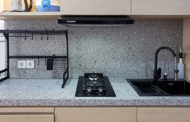 Minimalist And Cozy 2Br At La Hub City Apartment - Photo 10