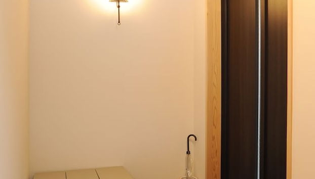 KO・U・MAE house - Foto 2, Entrada interior