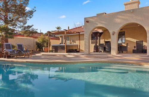 Ranch villa 1 level on half acre 8-min from Strip - Foto 19