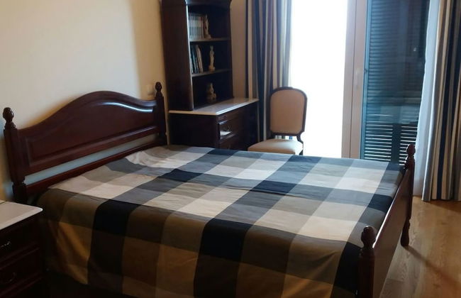 P Delgada 3-bed House, Sleeps 6, Parking & Seaview - Foto 5