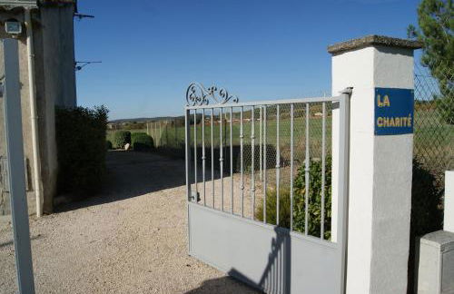 A 5 Minutes des Ocres Gïte La Charite Gordes Roussillon - Foto 44