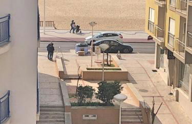 Lua do Mar - T2 - Piscina - Fte ao Mar- Central - Foto 8