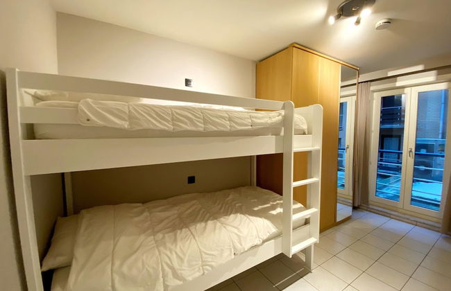 Apartment in Nieuwpoort Near the Beach - Photo 3