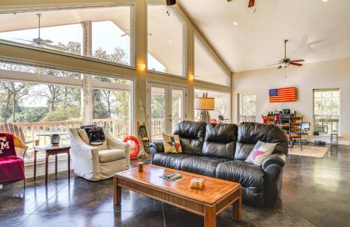 Franklin Home with Water Views Outdoor Dining Area! - Foto 5