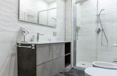 CASATI CENTRAL STATION Metro M1, M2, M3 - Photo 12