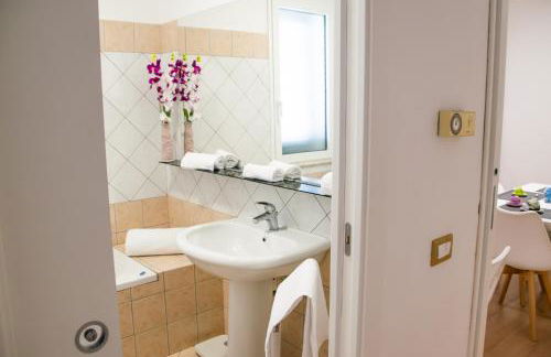 Diana Holiday Home - Foto 35