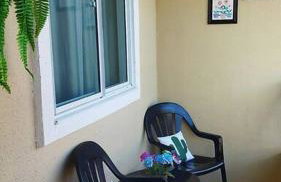 APT Completo - Suíte - 2 Ar-condicionados, Wi-FI, Piscina, garagem, portaria - aconchegante - Foto 22