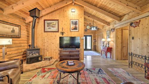 Remote Cabin with Gas Stove Less Than 7 Mi to Town! - Foto 4
