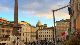 CadensPlace - Overlooking Piazza Navona by dbalconycollection - Foto 3
