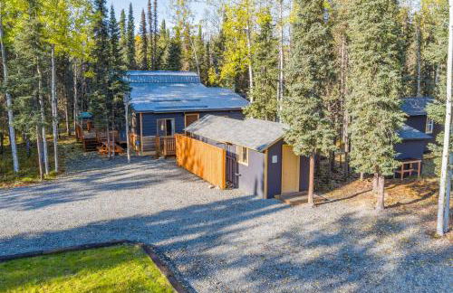 Walk to Kenai River Forested Fishermans Cabin! - Foto 32