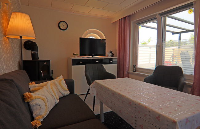 Bungalow Near Baltic Sea - Photo 18