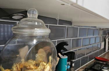 By the Joyous Stays - House with home comforts - Foto 35