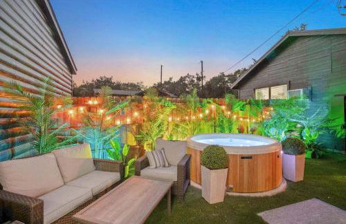 Starlight Horizon 2 Cabins Hot Tub & Pool - Pet-Friendly Texas Hill Country Stay Near Canyon Lake Sleeps 12, Stargazing, Group Getaway - Foto 48