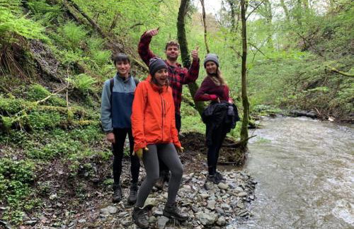 Wood Cabin & 4 Large Bell Tents - Hapus Hideaway - Foto 17