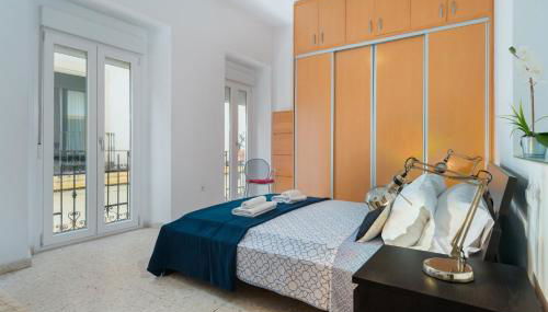 Amplio y Luminoso en el Corazon Sevilla - Photo 2